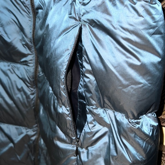 Eddie Bauer puffer jacket - Picture 2 of 5